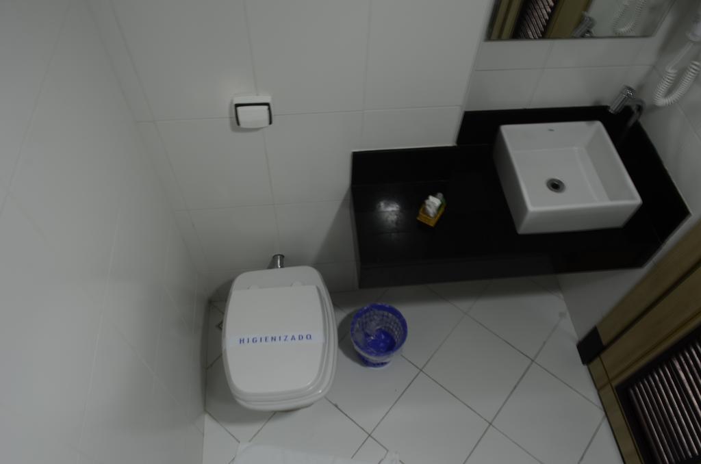 ריו דה ז'ניירו Hotel Meu Cantinho (Adults Only) מראה חיצוני תמונה