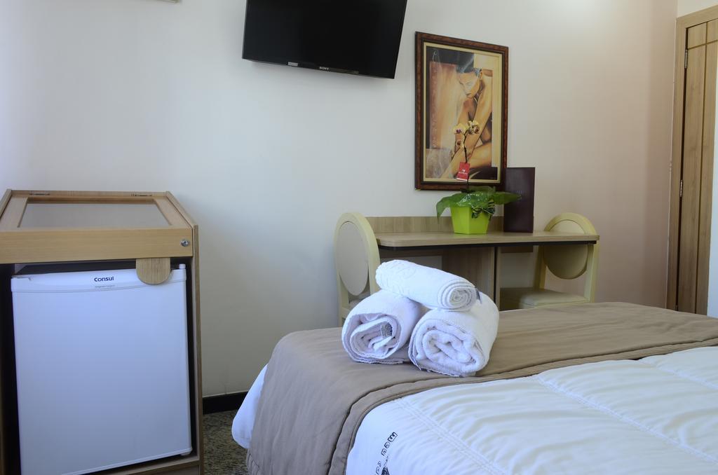 ריו דה ז'ניירו Hotel Meu Cantinho (Adults Only) מראה חיצוני תמונה